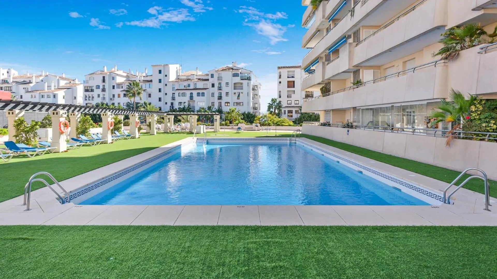 Vistas Al Mar En El Centro De Puerto Banus 3 4H Apartment Marbella